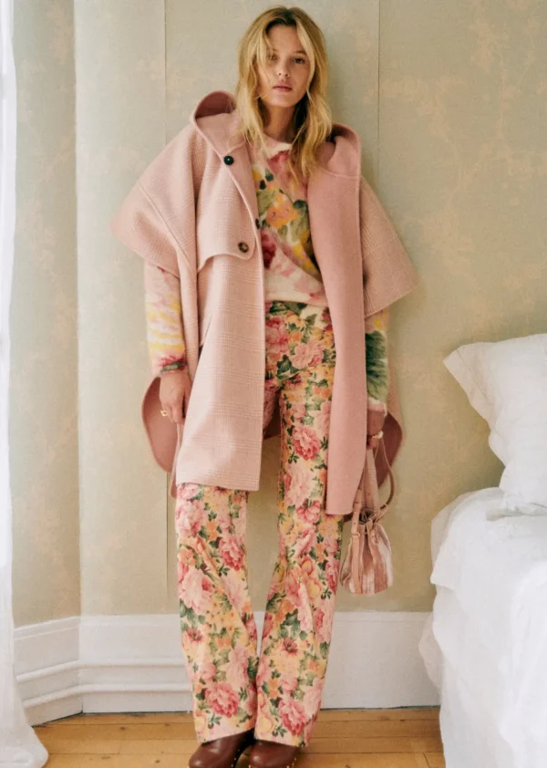 Cape Donovan-Sezane Outlet