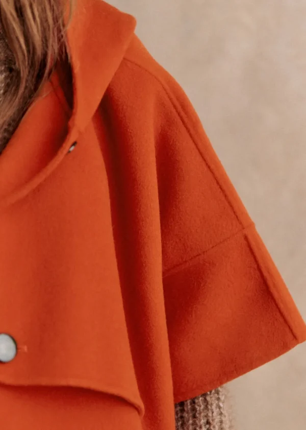 Cape Donovan-Sezane Outlet