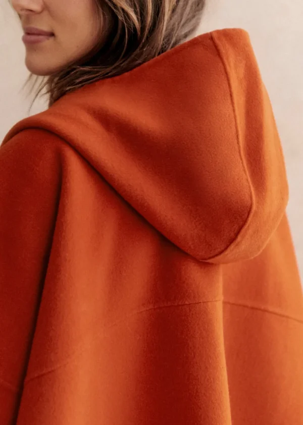 Cape Donovan-Sezane Outlet