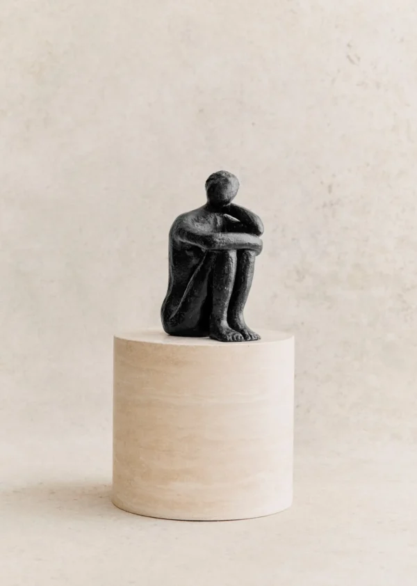 Sculpture Guénolée Courcoux - Femme Dans Ses Pensées Grand Modèle-Sezane Fashion
