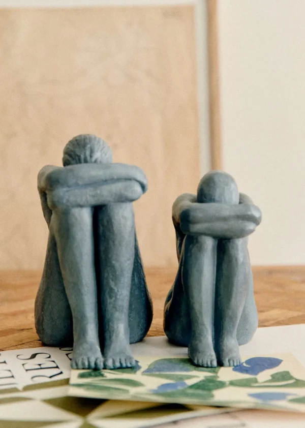 Sculpture Guénolée Courcoux - Femme Assise Grand Modèle-Sezane Shop