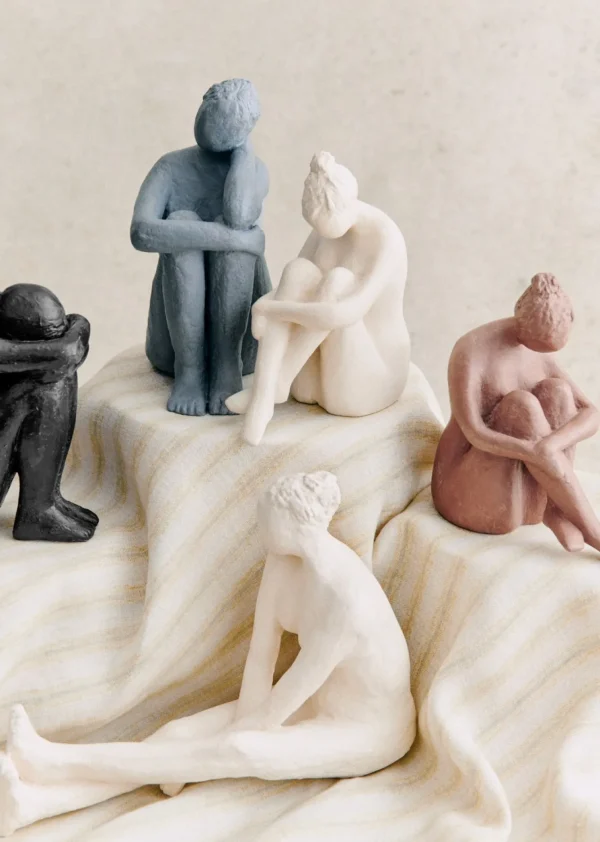 Sculpture Guénolée Courcoux - Femme Assise Grand Modèle-Sezane Shop