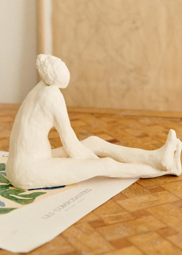 Sculpture Guénolée Courcoux - Femme Jambes Allongées Grand Modèle-Sezane Cheap